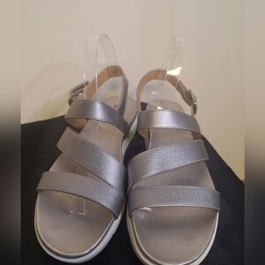 Naturalizer Metallic Silver Sandals Size 9